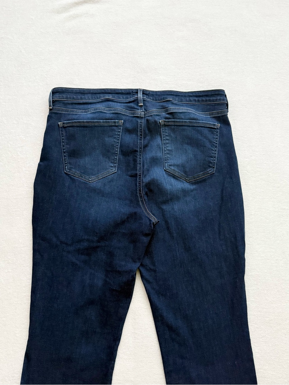 NYDJ Lift Tuck Dark Wash Crop Straight Jeans Size 14 Classic Minimalist - Picture 4 of 6